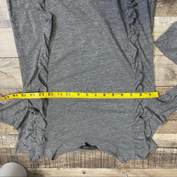 Banana Republic Size XS Gray Ruffle Shirt - Picture 5 of 7
